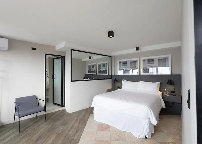 Amazinn Places Penthouse Deluxe, Skyline And Private Rooftop
