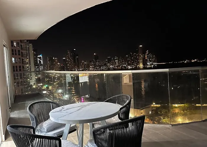 A Resort Style Apartment With Ocean Views With Two Bedrooms