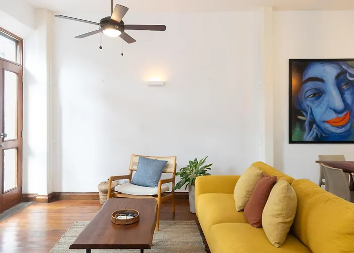 Beachfront Penthouse In Casco Antiguo