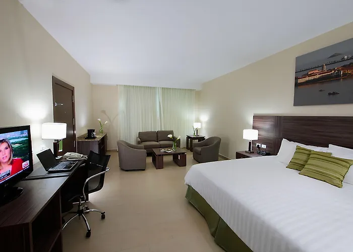 Victoria &Suites